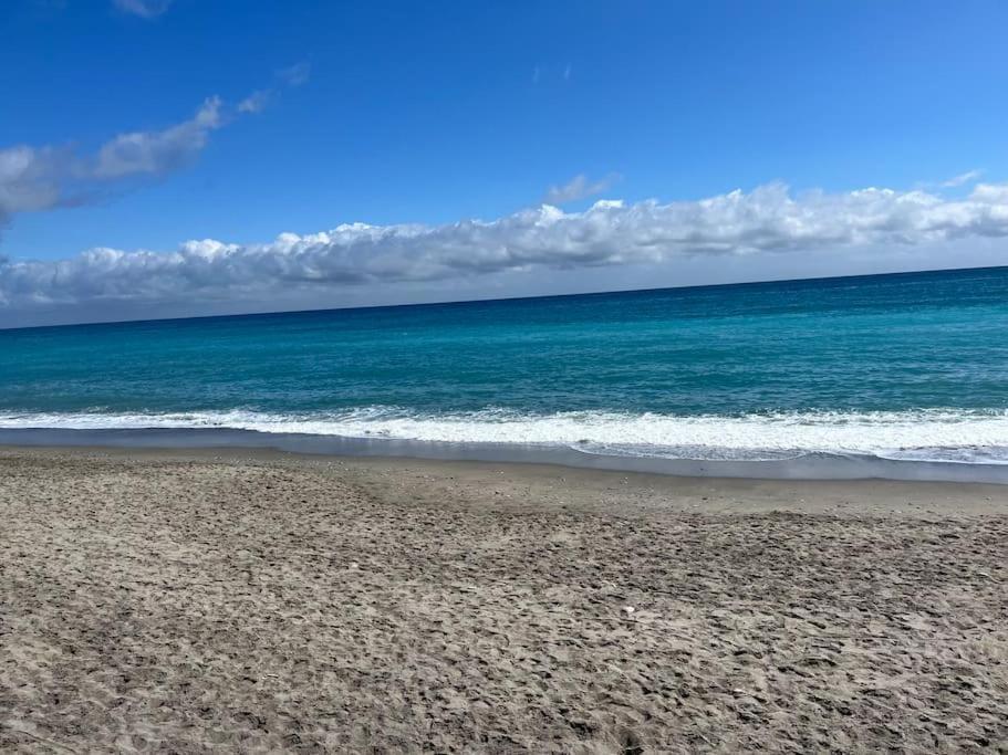 Appartement Vue Sur Mer Pietra Ligure Exteriér fotografie